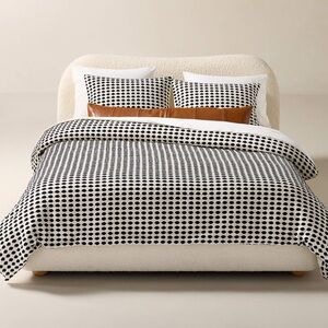 CB2 Estela Black And White King Duvet Cover and King Pillow Shams
